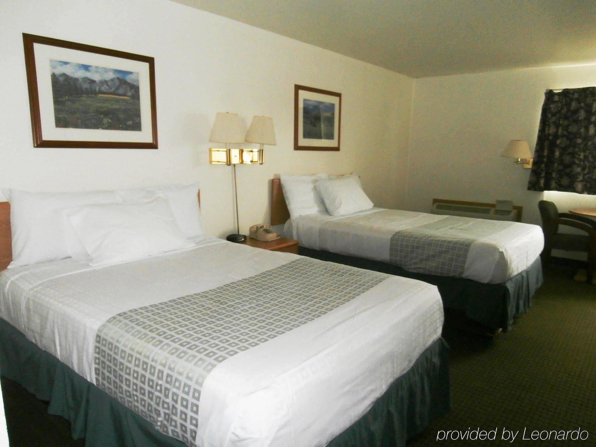 Quality Inn Лонгмонт Экстерьер фото